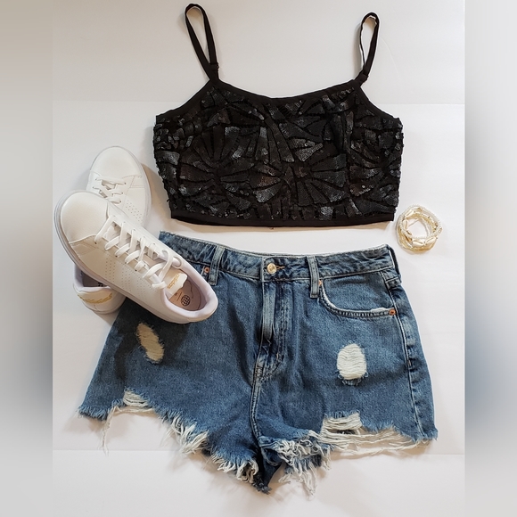 Forever 21 Matte Black Sequin Halter Crop Top Women's Small - Picture 3 of 8